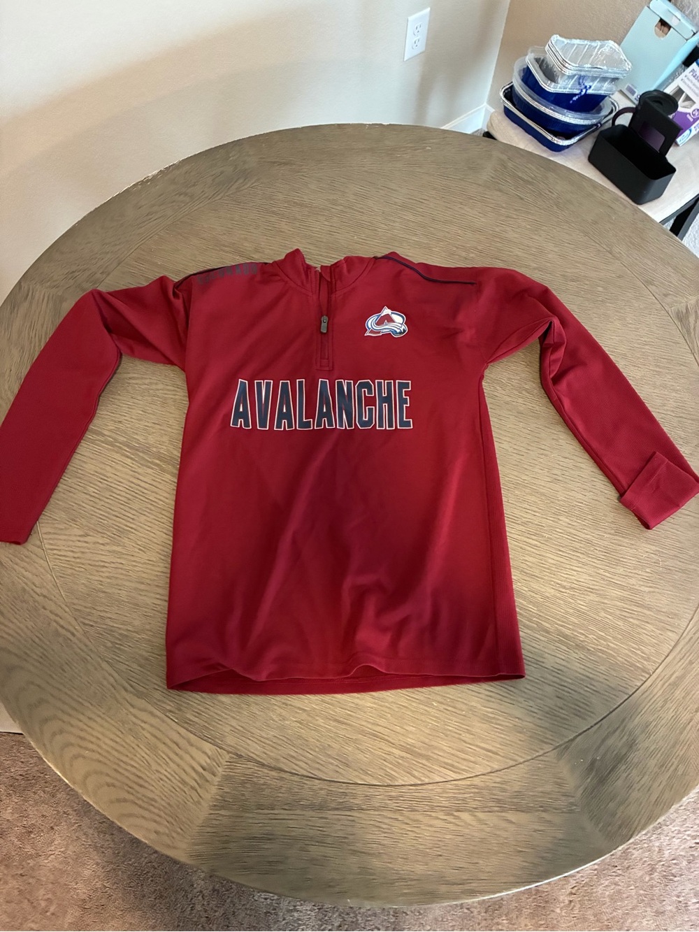 NHL CO Avalanche Zippered Pullover